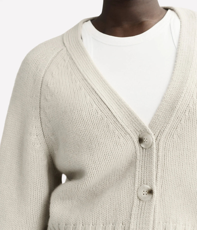 Chunky knit v-neck cashmere cardigan by Soft Goat in a relaxed fit with button-down front – luxury women’s knitwear.