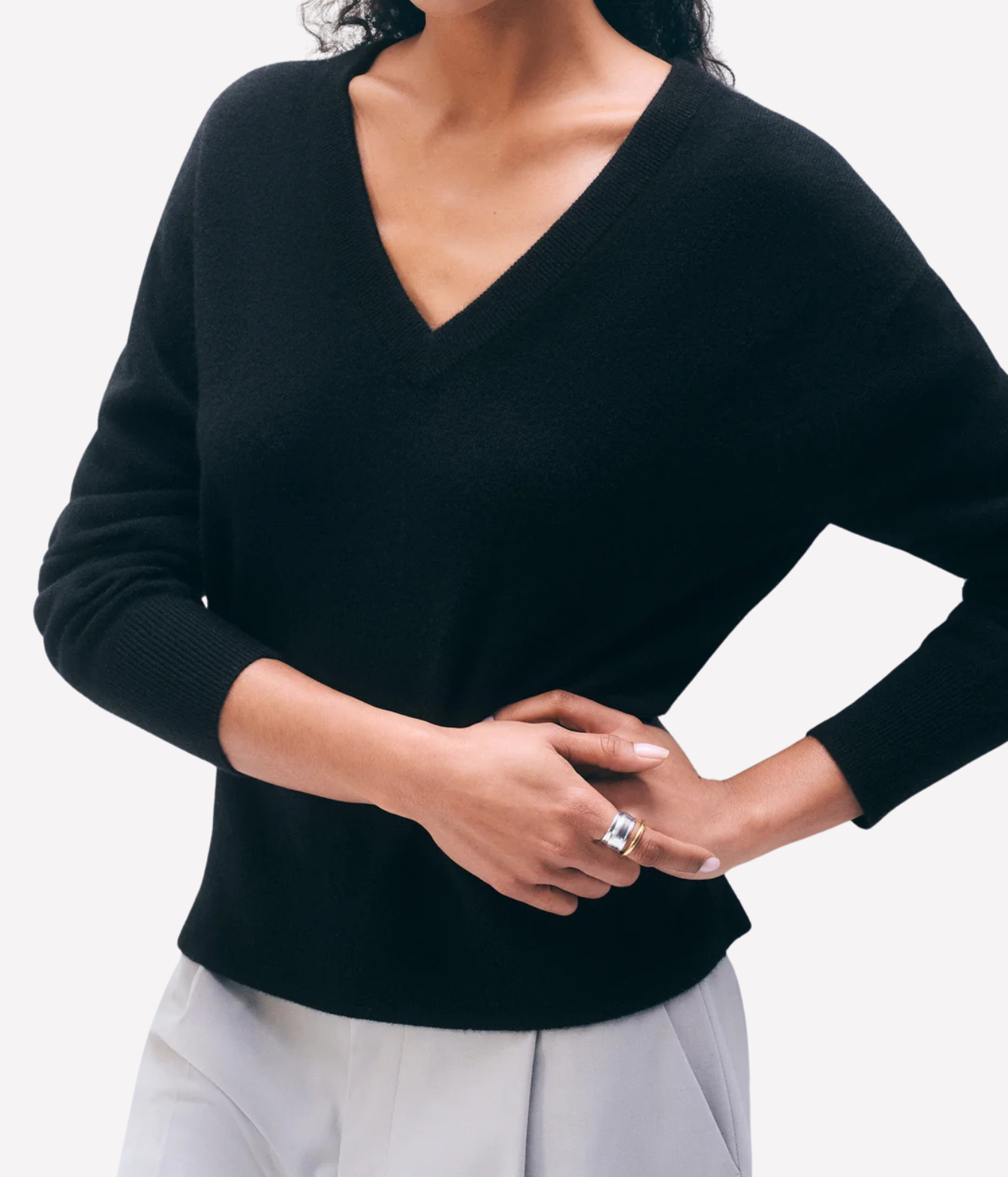 Cashmere V Neck in Black
