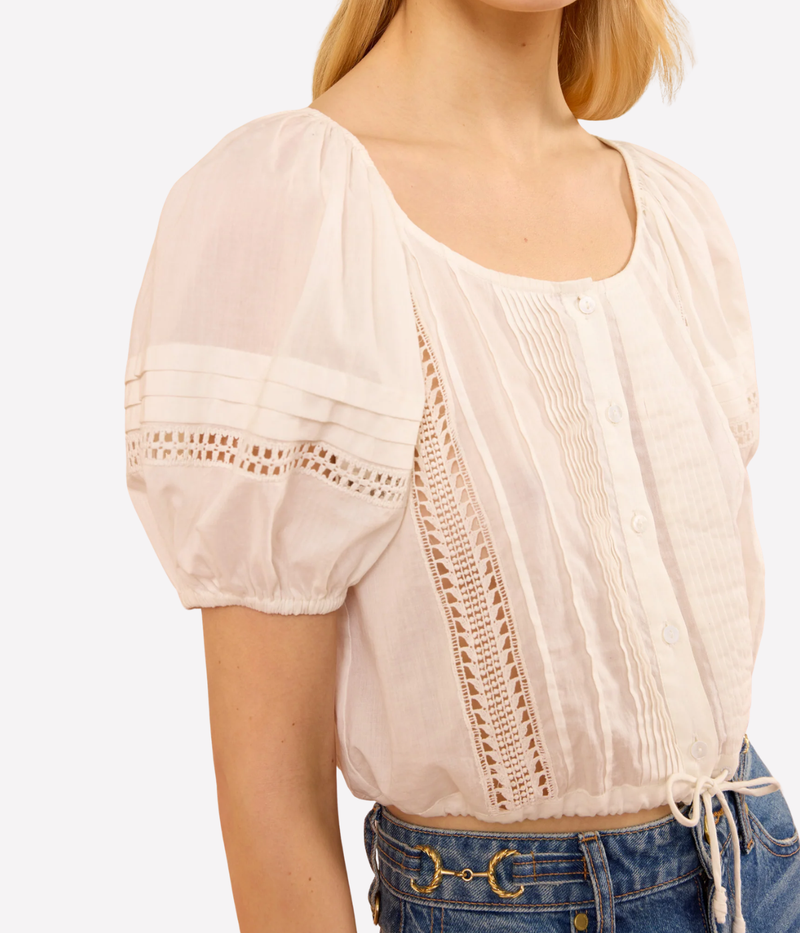 Clara Short Sleeve Cotton Top In Pristine