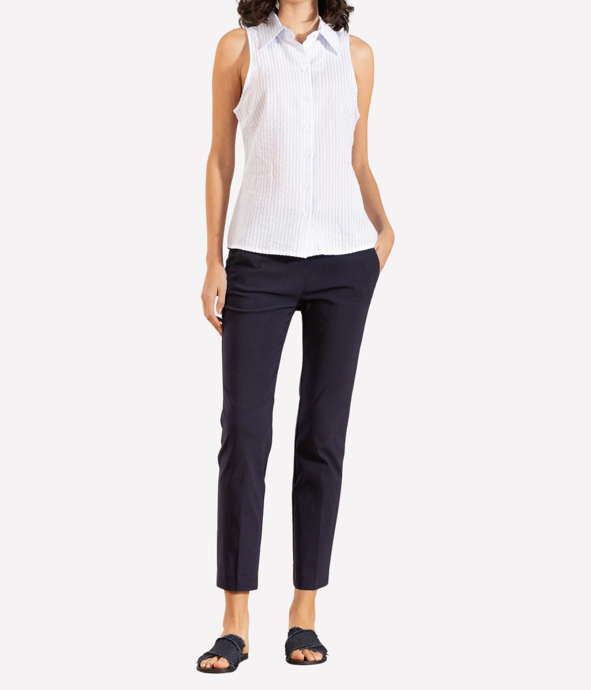Lulu Pant in Navy