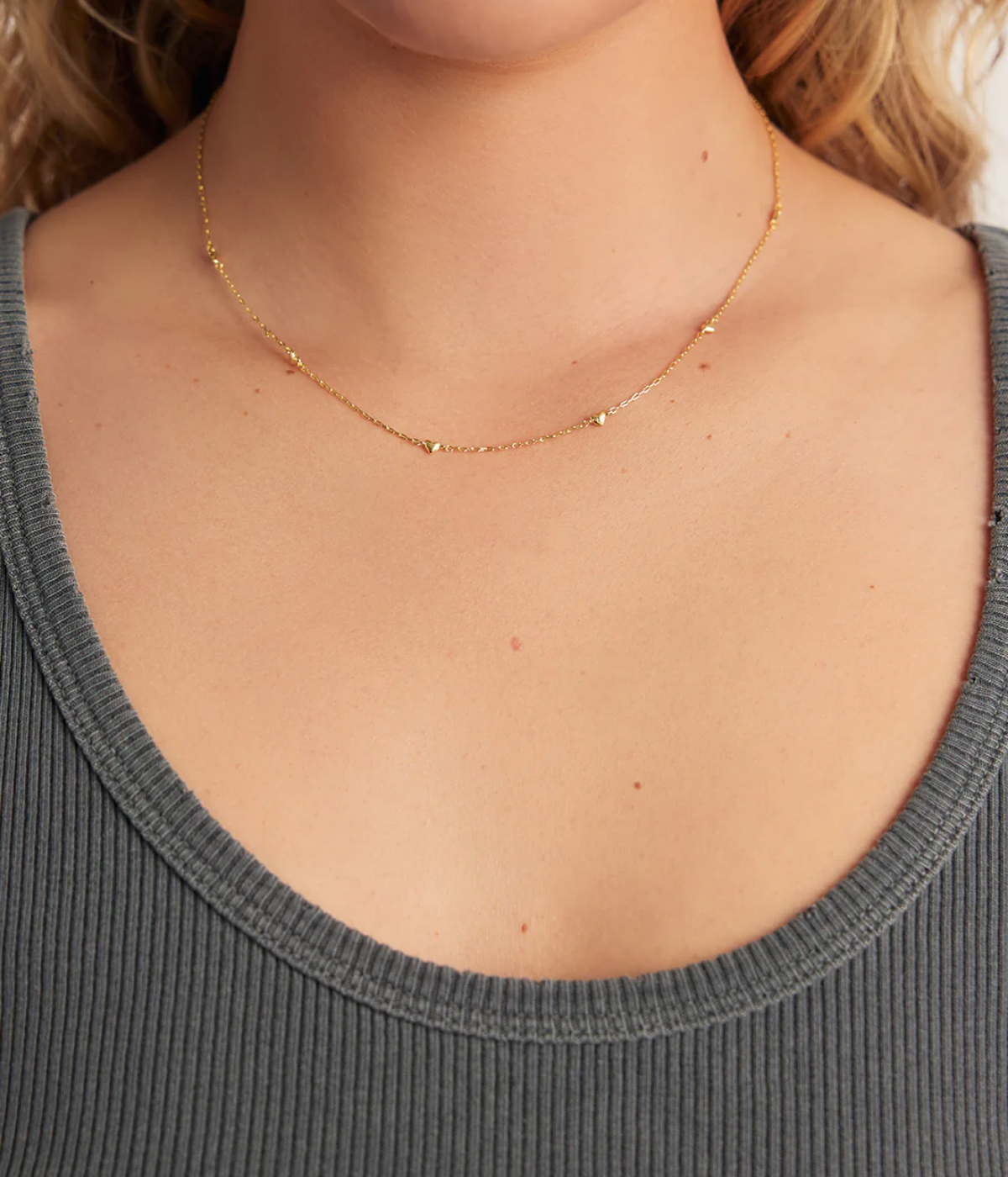Amour Necklace in Gold