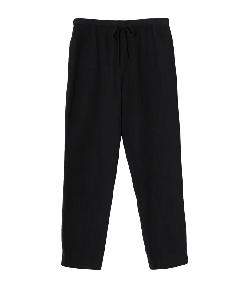 Jordyn Pant in BLACK