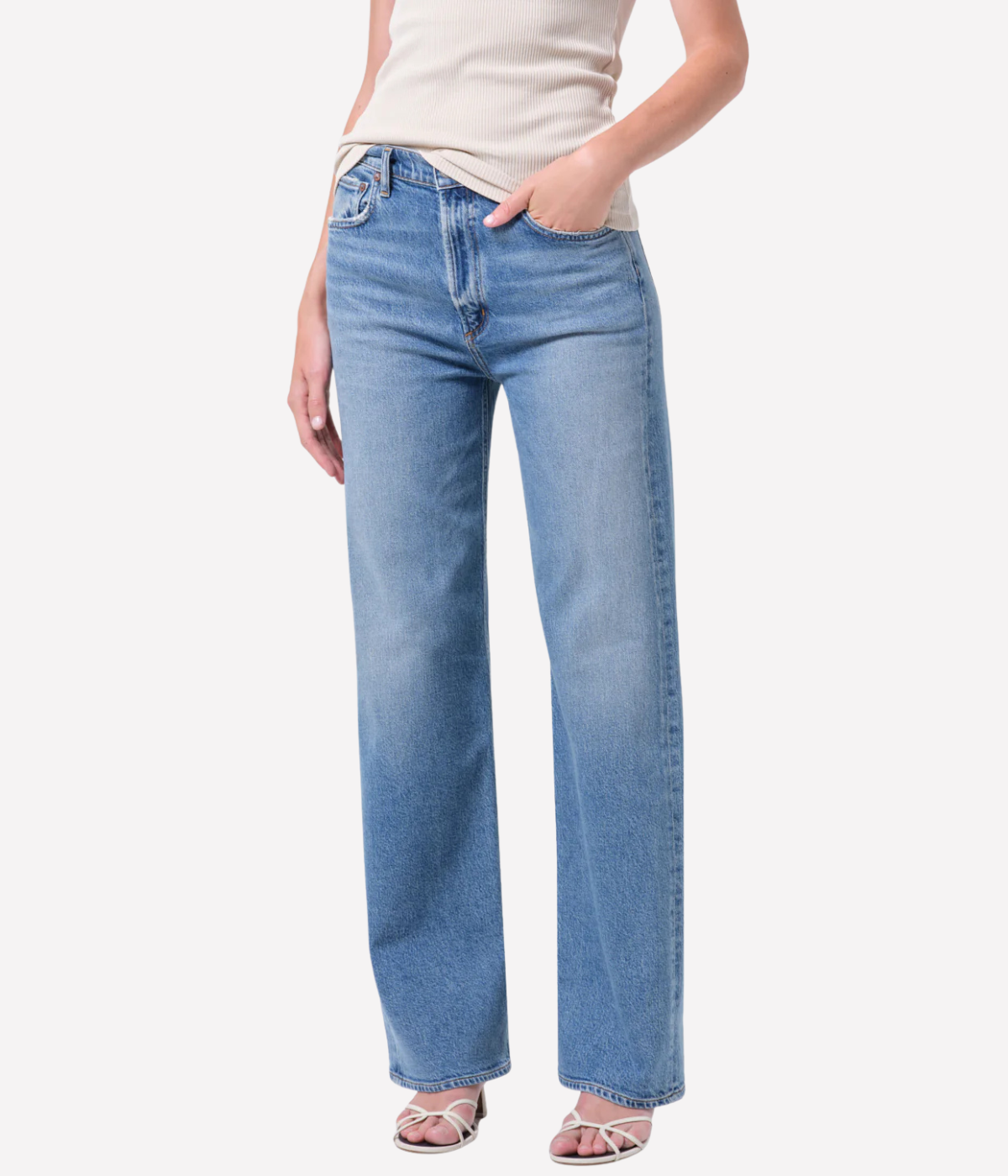 Ren 32" Jean in Measure - close up shot