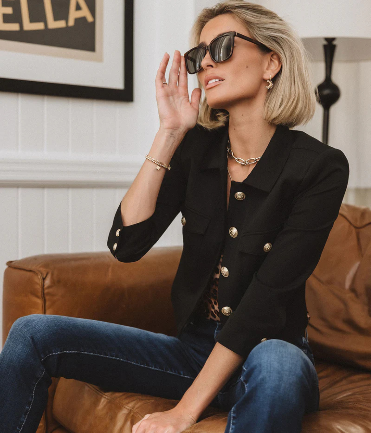 Kumi Cropped Fitted Jacket in Black