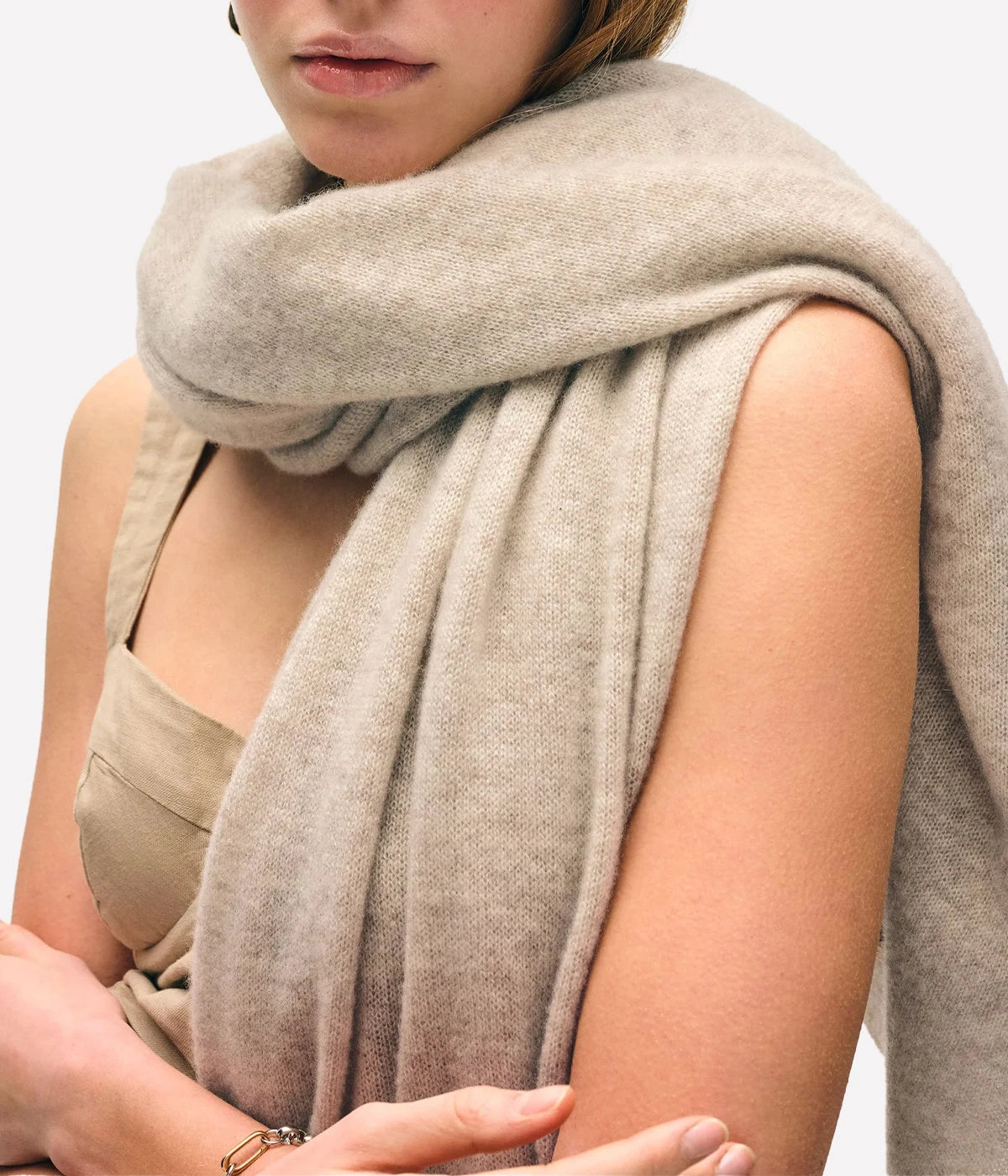 Cashmere Travel Wrap in Heather