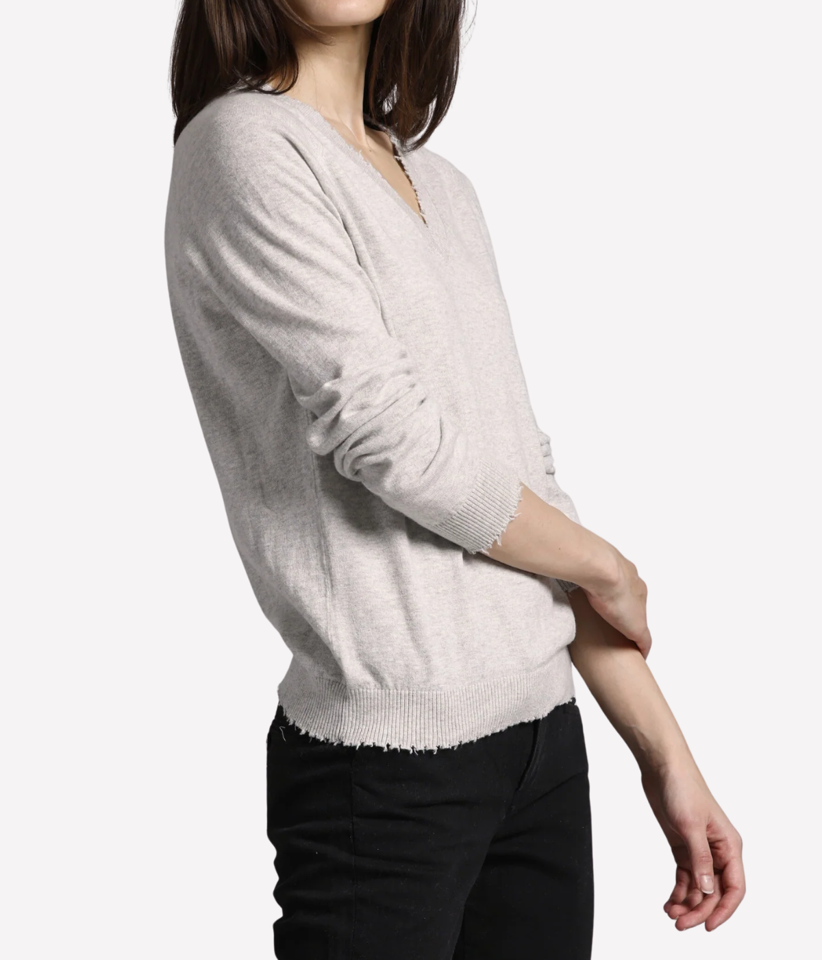 Cashmere Frayed Edge V Neck in Light Heather Grey