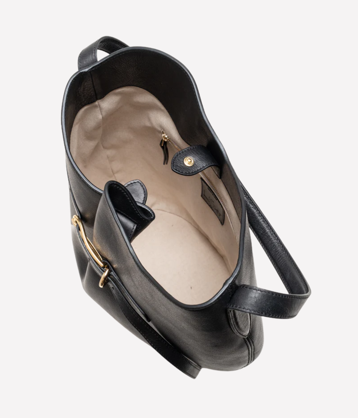 Belted Bucket Bag Large in black