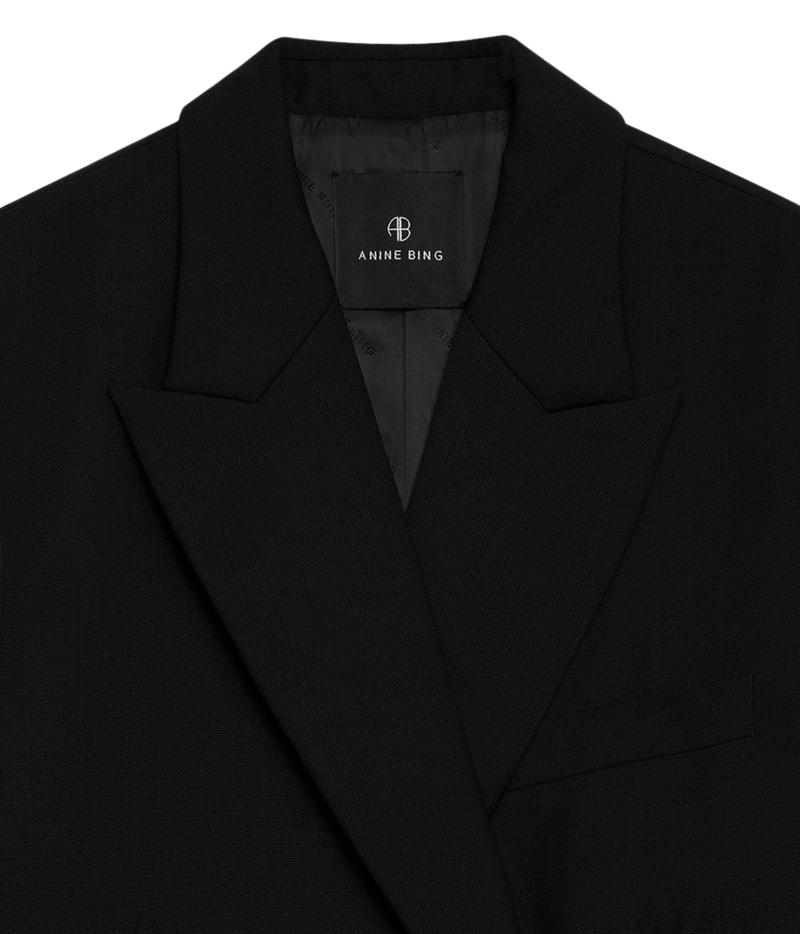 Aretha Blazer in Black
