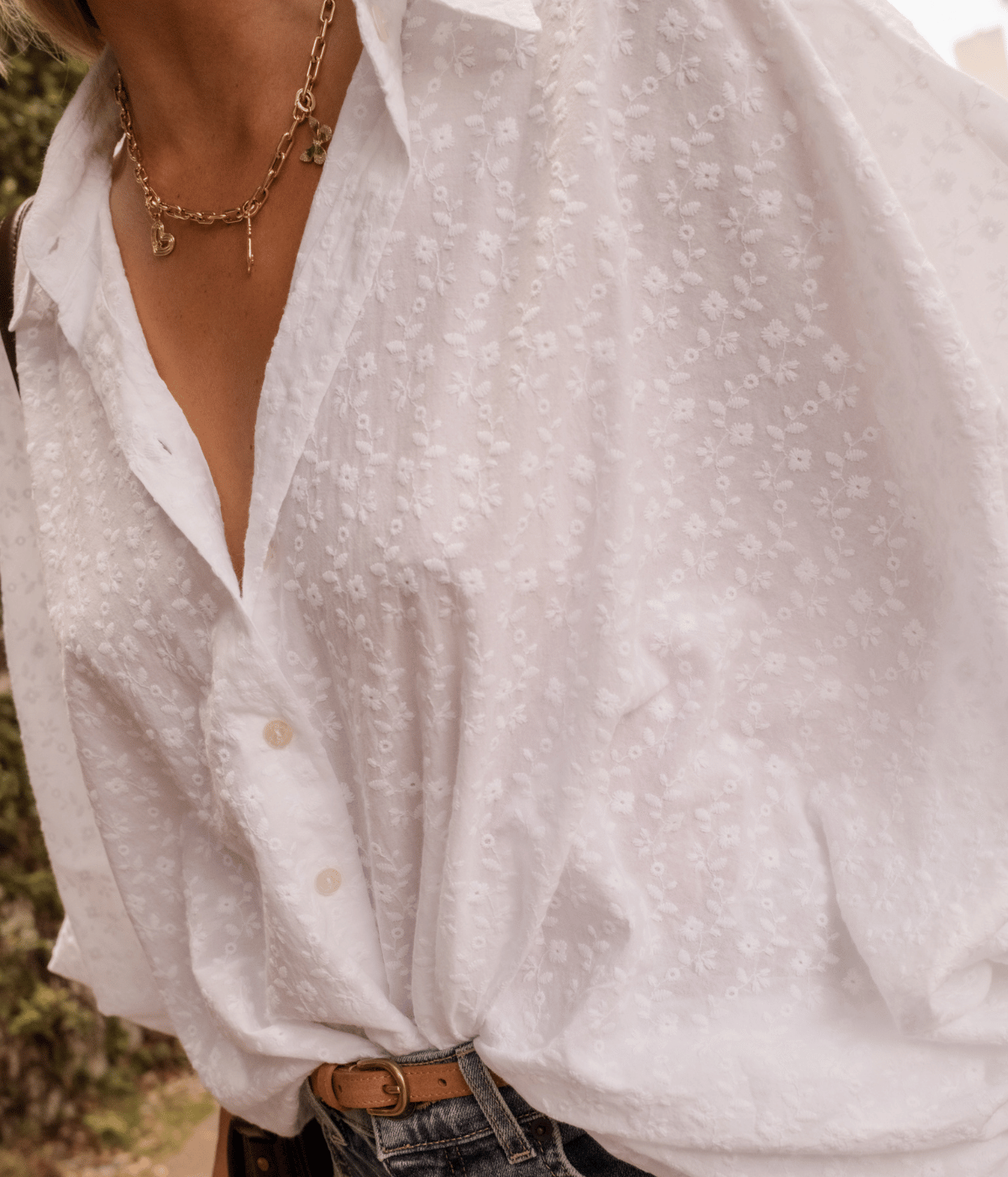 Shirt Satchi Embroidered in WHITE