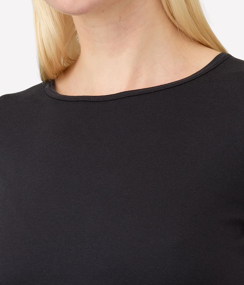 Sea Island T-Shirt in BLACK