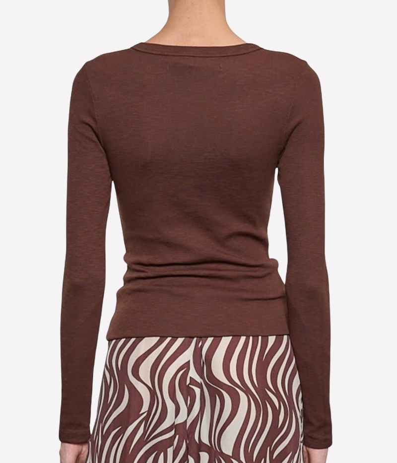 Textured Rib L/S Crewneck In Chocolate