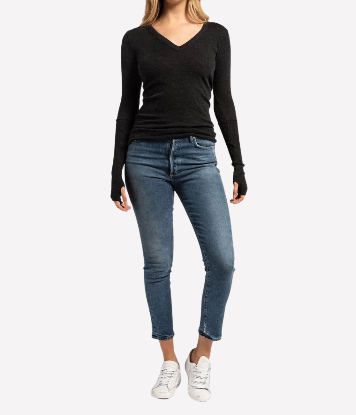 Cashmere V Neck Fitted Long Sleeve Top in Charcoal