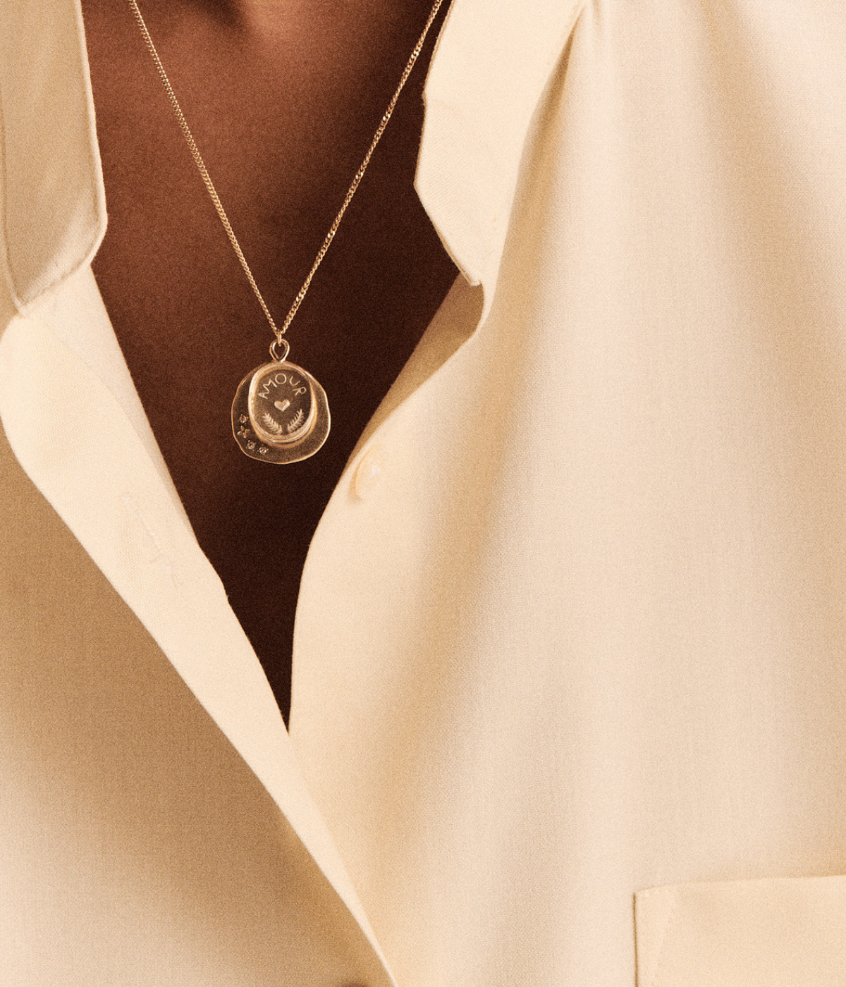L'amour Necklace in Gold