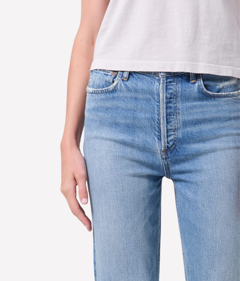 90's Pinch Waist Crop in Renew - close-up of pocket and zipper detailing 