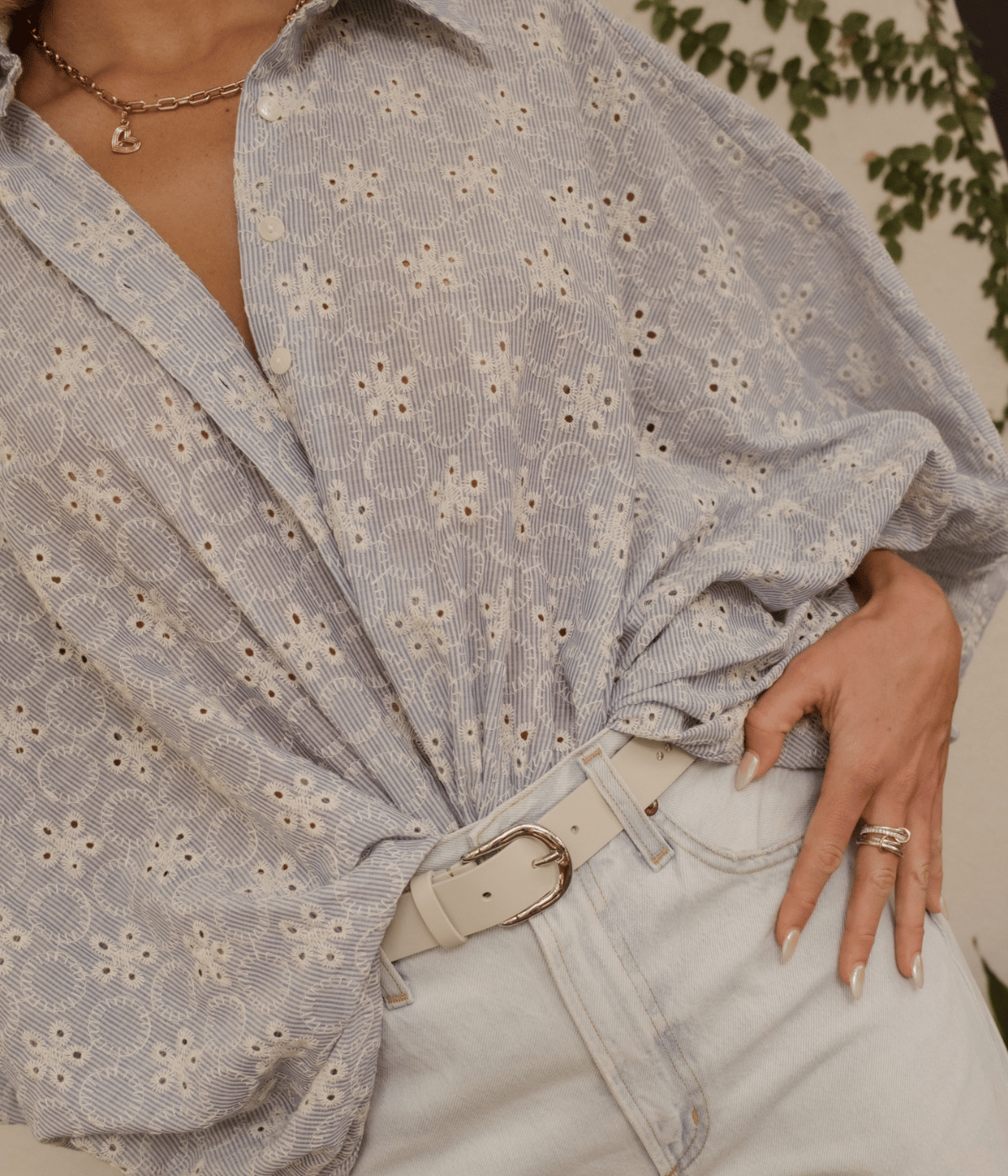 Shirt Satchi Embroidered in Light Blue