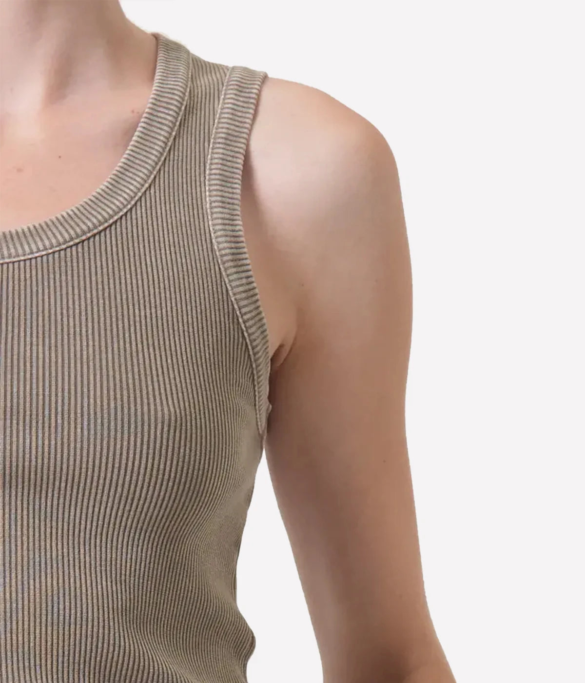 Poppy Scoop Neck Tank in Trail