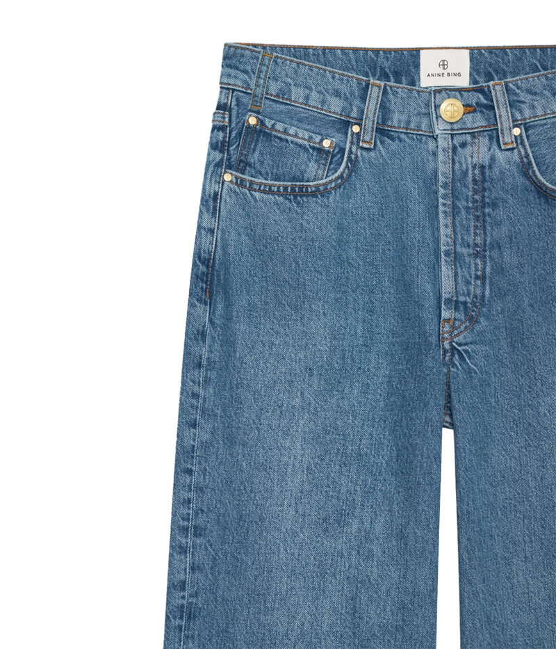 ALT Text: Vintage-inspired Gaucho Jean by Citizens of Humanity with a wide-leg silhouette and cropped length in sustainable regenerative cotton.