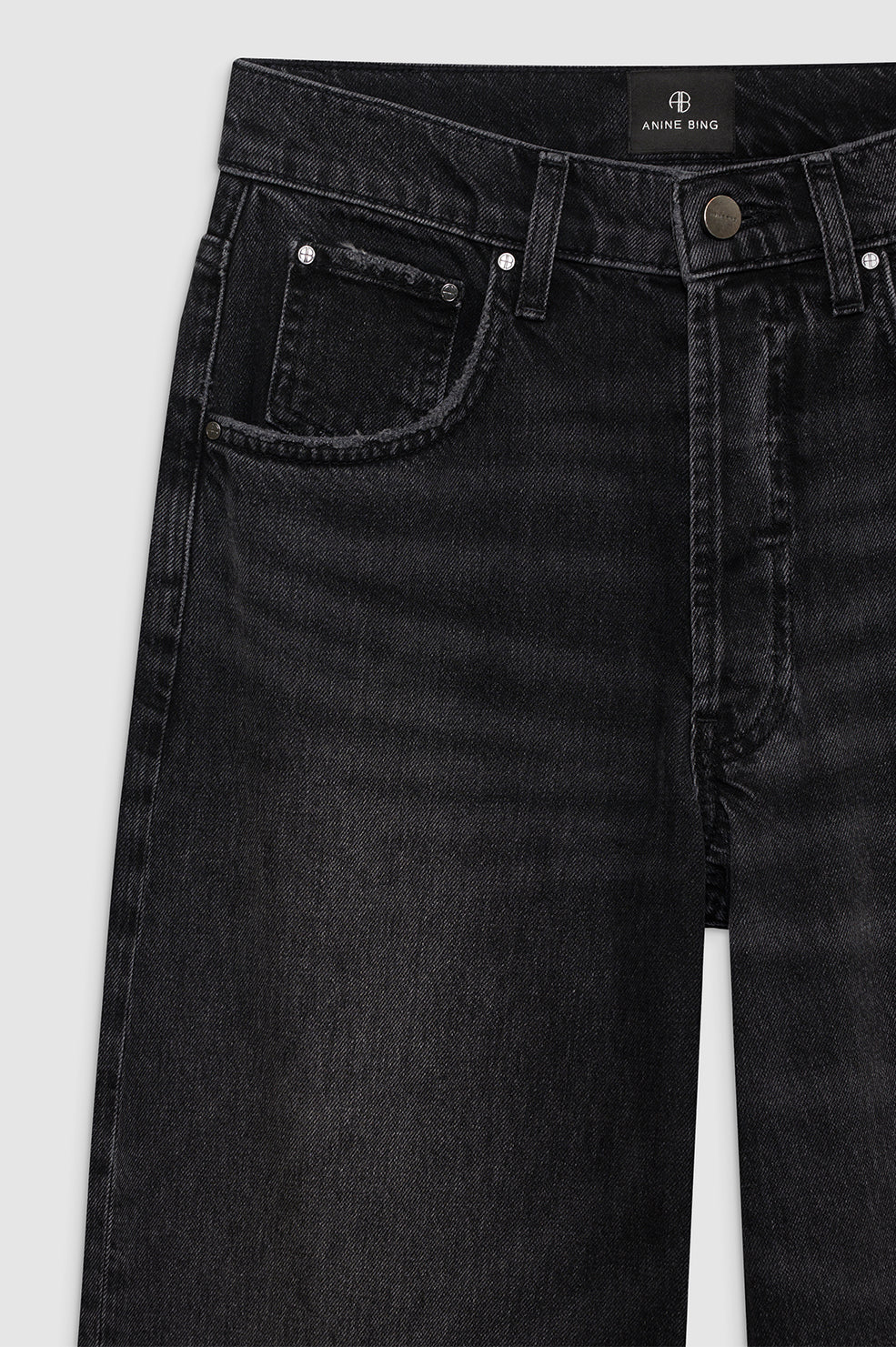 Manon Jean in Dark Grey