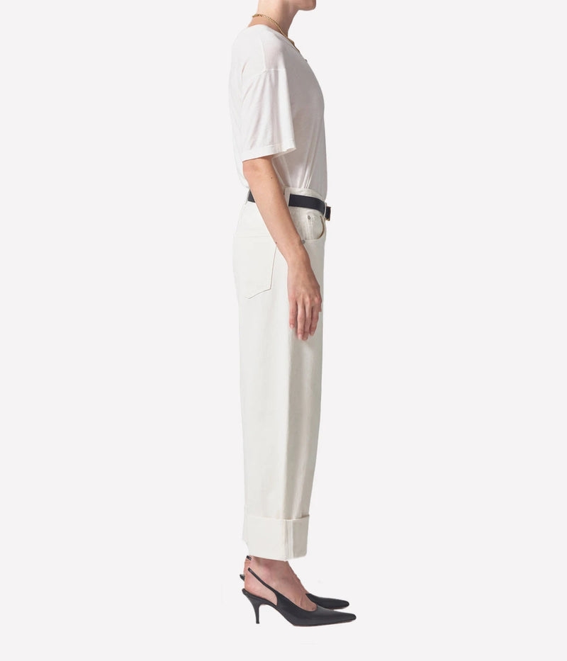 Side view of Citizens of Humanity Ayla Baggy Jean in Pashmina featuring a full-length leg and effortless drape.