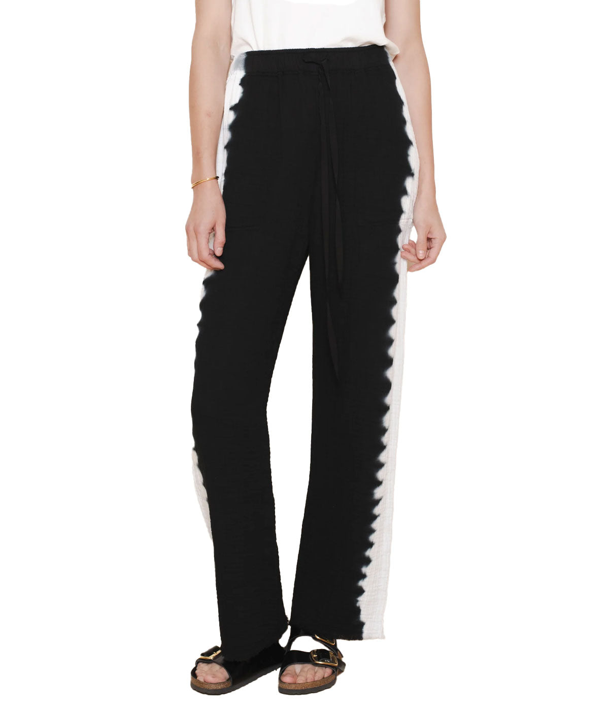 Tracker Pant in Black Vibrations