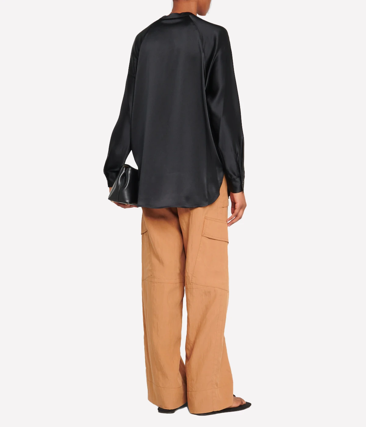 Slim Fitted Band Collar Blouse in Black