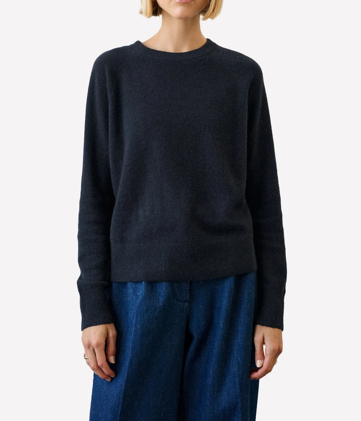 Cashmere Rib Trim Sweatshirt in Deep Navy