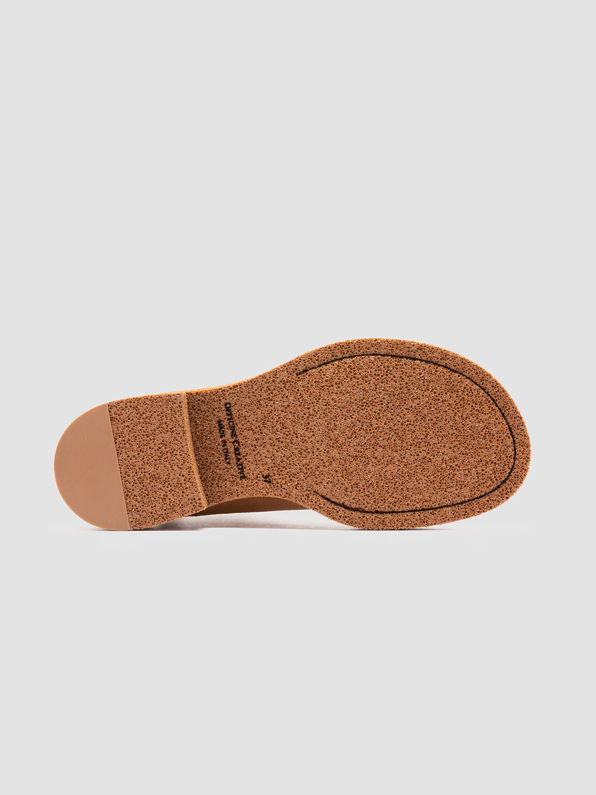 Rubres 002 Boot in Terra