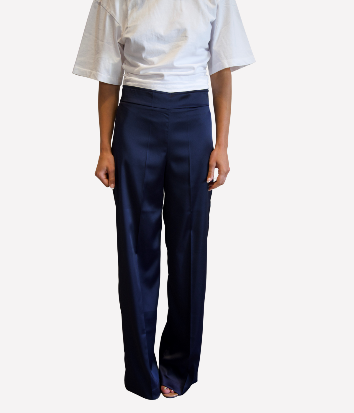 *FINAL SALE* Flavia Liquid Satin Pant in NAVY