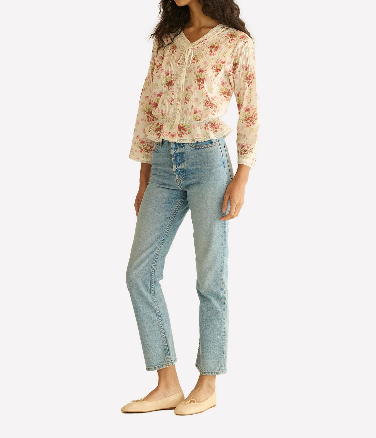 Hillock Top in Ivory Lantana Floral