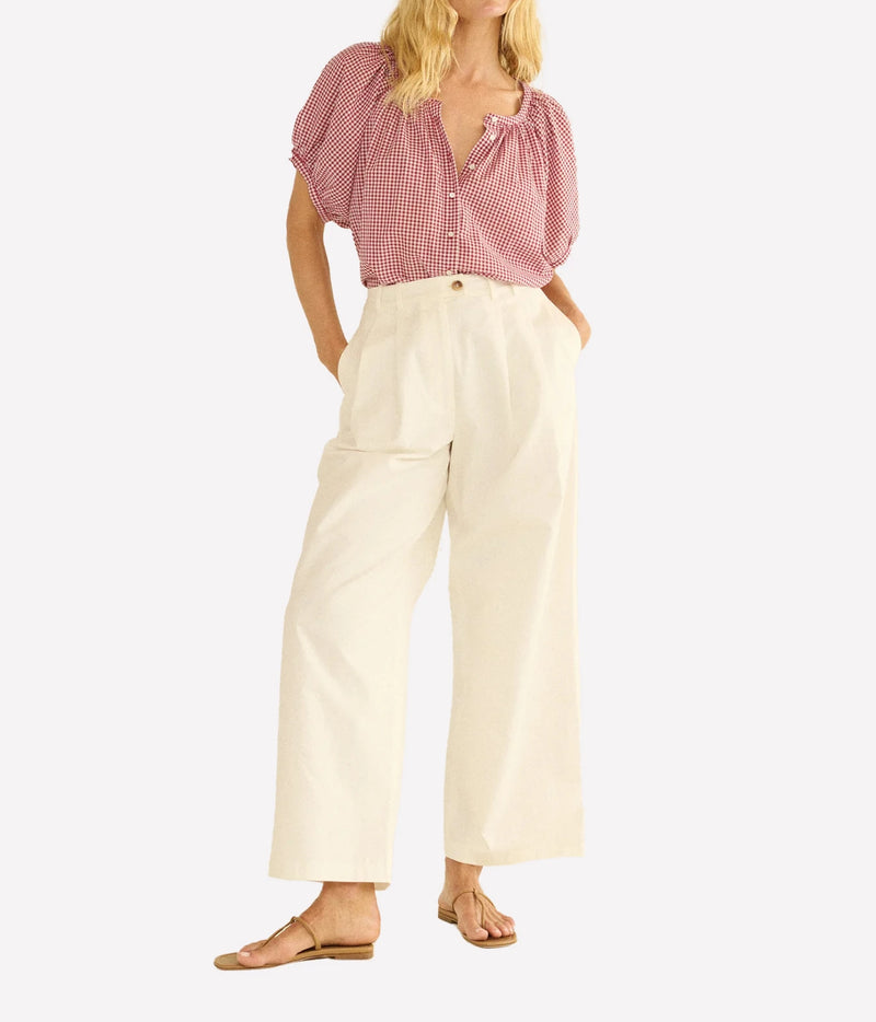 DÔEN June Top in Mulberry La Maddalena Gingham, front model view highlighting the gathered neckline and raglan sleeves.
