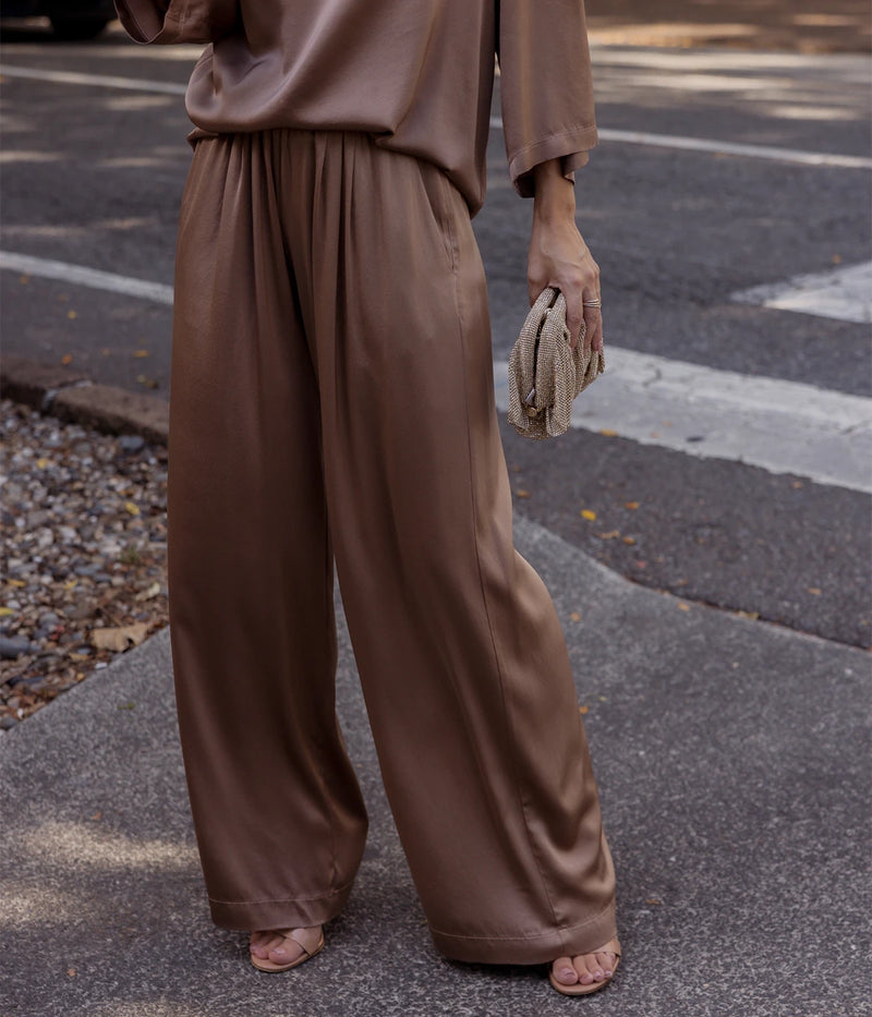 Shiny Stretch Silk Satin Elasticated Loose Pants In Noce