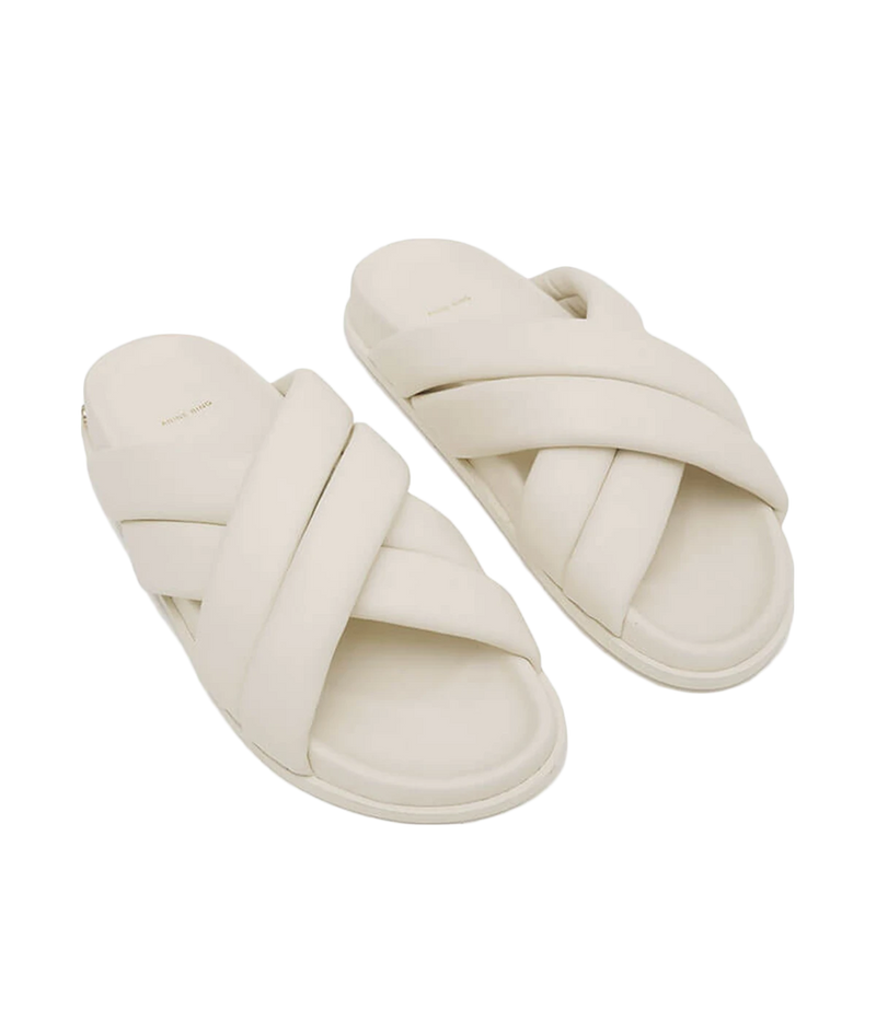 Lizzie Slides in Ivory