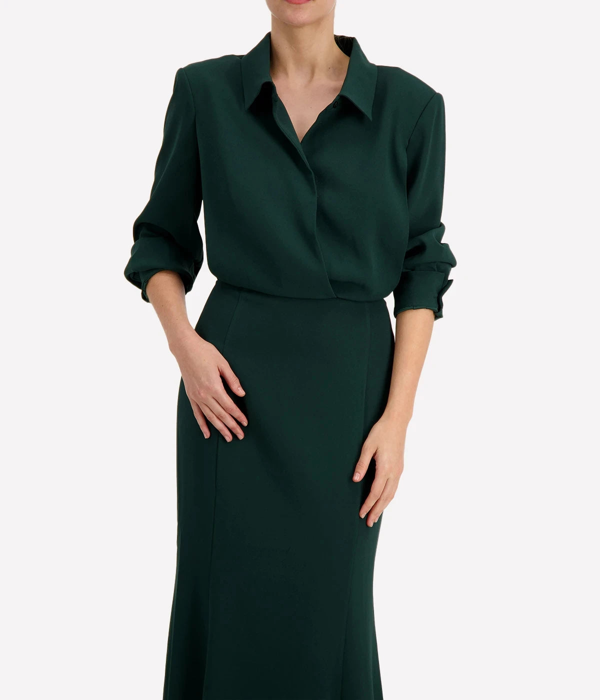 Long Sleeve Collar Midi Dress in Green