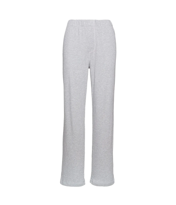 An everyday lounge pant made from 100% cotton, with elasticated waistband and flattering wide leg. Throw on and go, everyday lounge wear, comfortable, made in the USA, chic pyjamas.