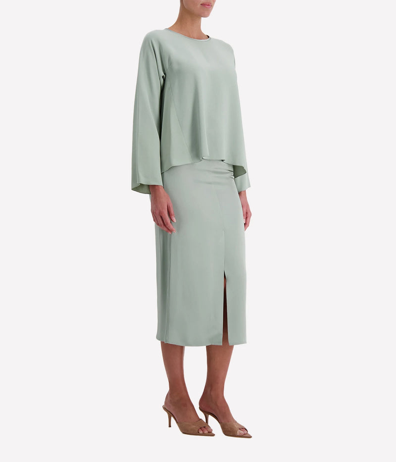 Matte anvers satin top in lichene