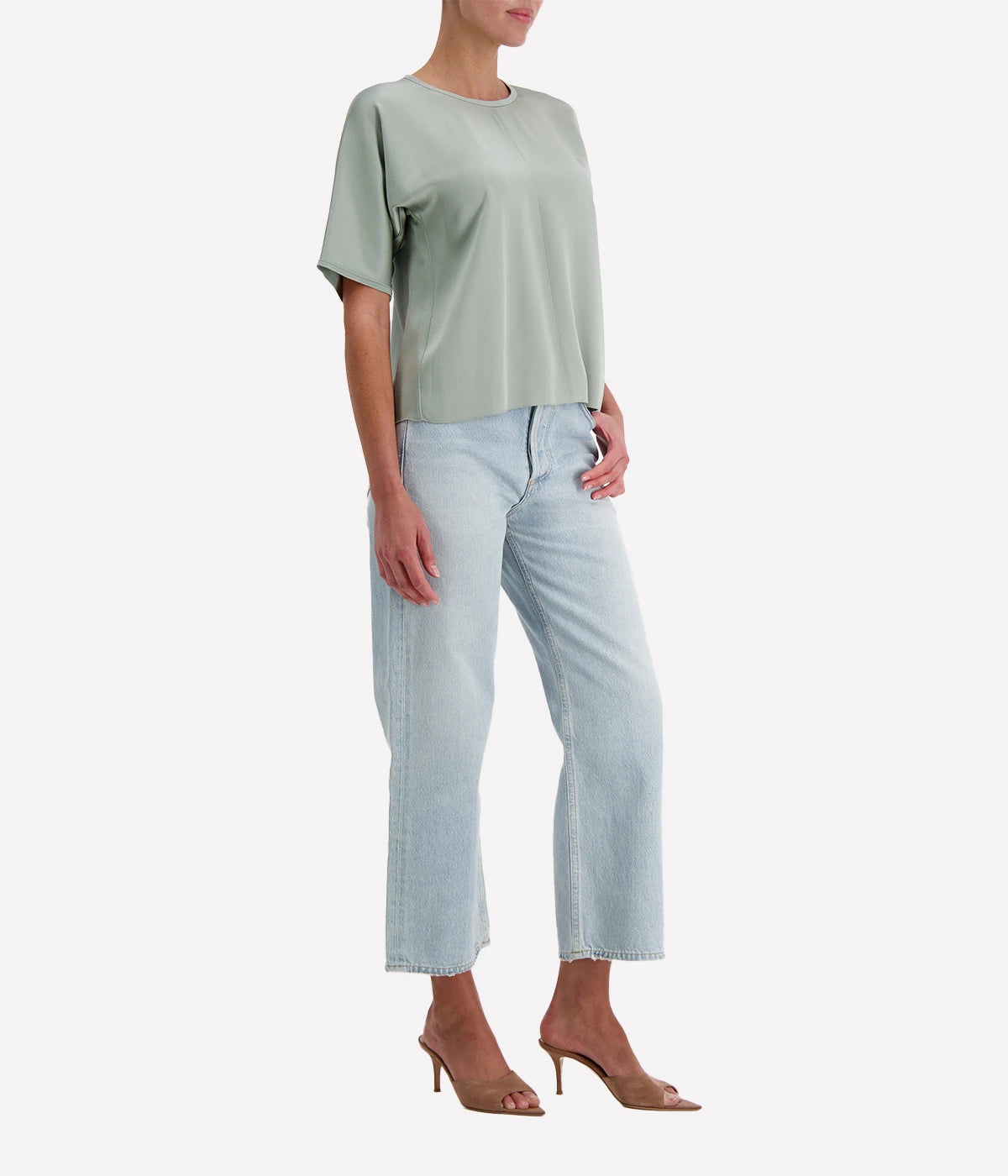 Shiny anvers satin top in lichene