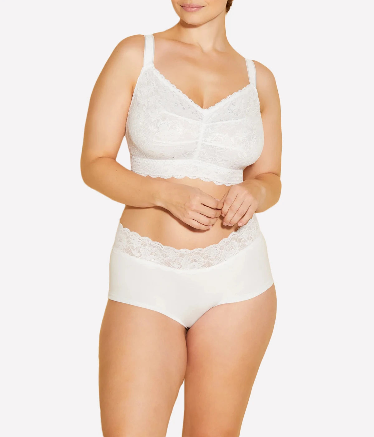 Peachie Boyshort in White