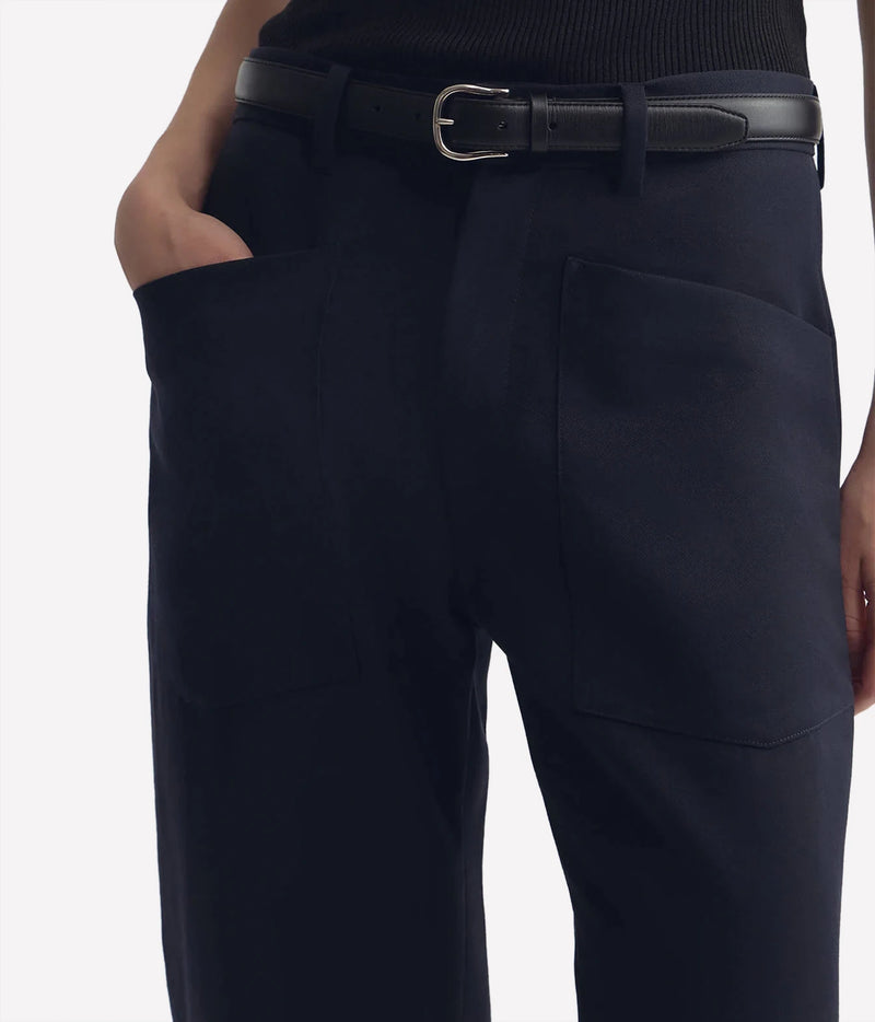 Nili Lotan Shon Wool Pant in Midnight, detail view of front pockets and waistband
