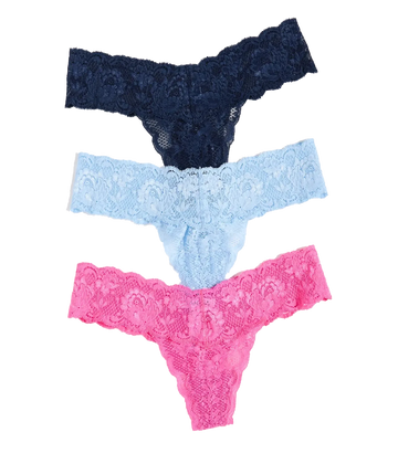 A 3 pack of italian lace thongs made with delicate italian lace scalloped edges, in a navy blue, baby blue and hot pink. Comfortable, everyday thong, Made in Italy, 100% lace, recovery.