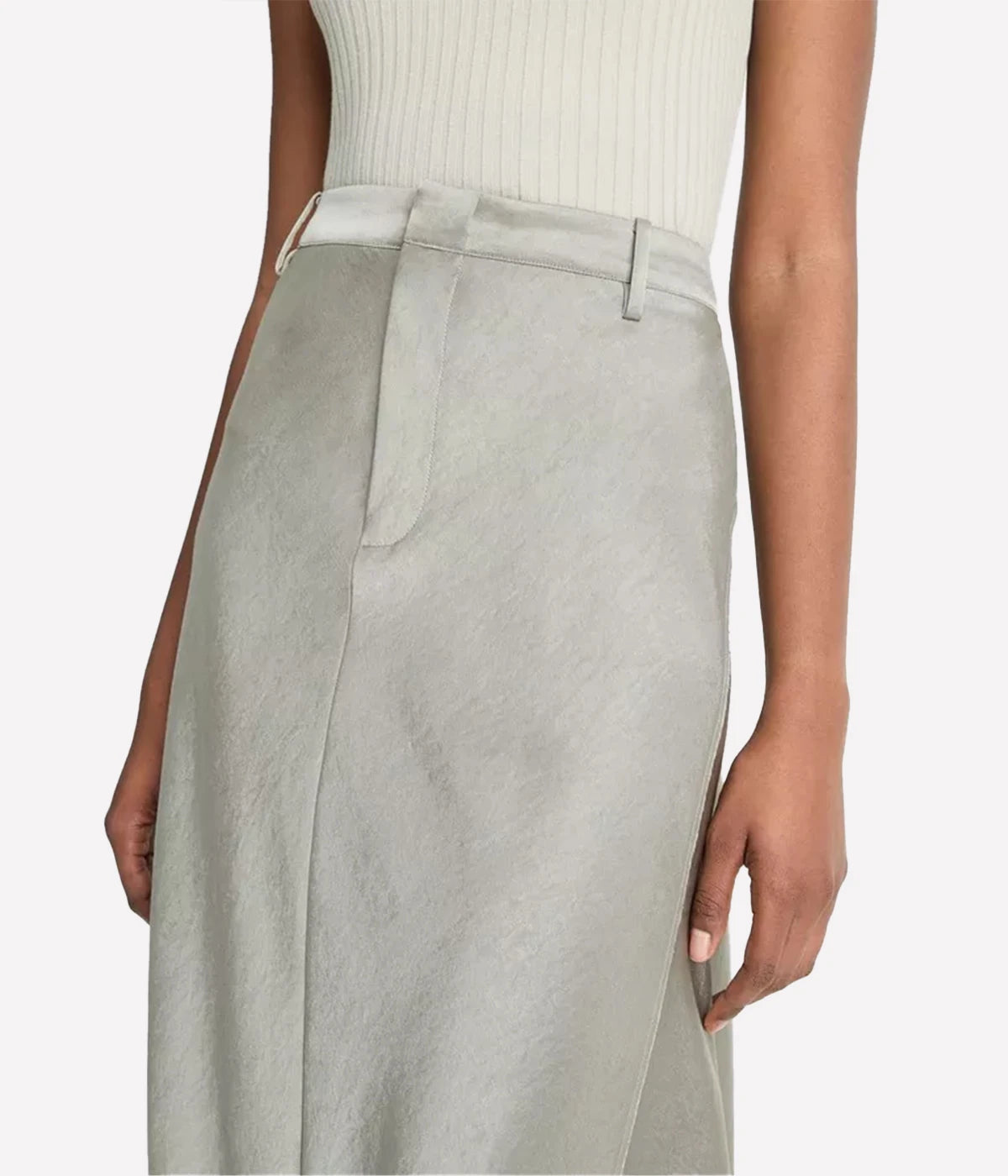 Elegant Design: The satin finish provides a luxurious touch, ensuring you look polished and professional.
Functional Closures: Equipped with a zip fly and hook-and-bar closure for a secure and refined fit.
Belt Loops: Customizable options with belt loops allow you to accessorize for a tailored look.
Perfect Length: At 33.12 inches, this skirt strikes the ideal balance between sophistication and comfort.