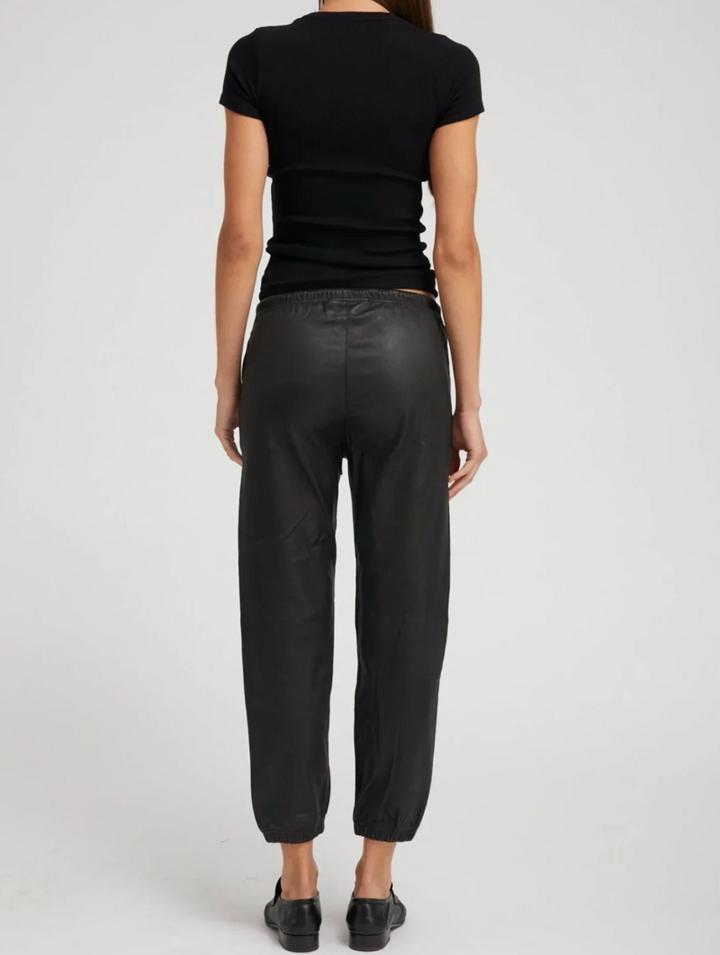 Drawstring Jogger in Black