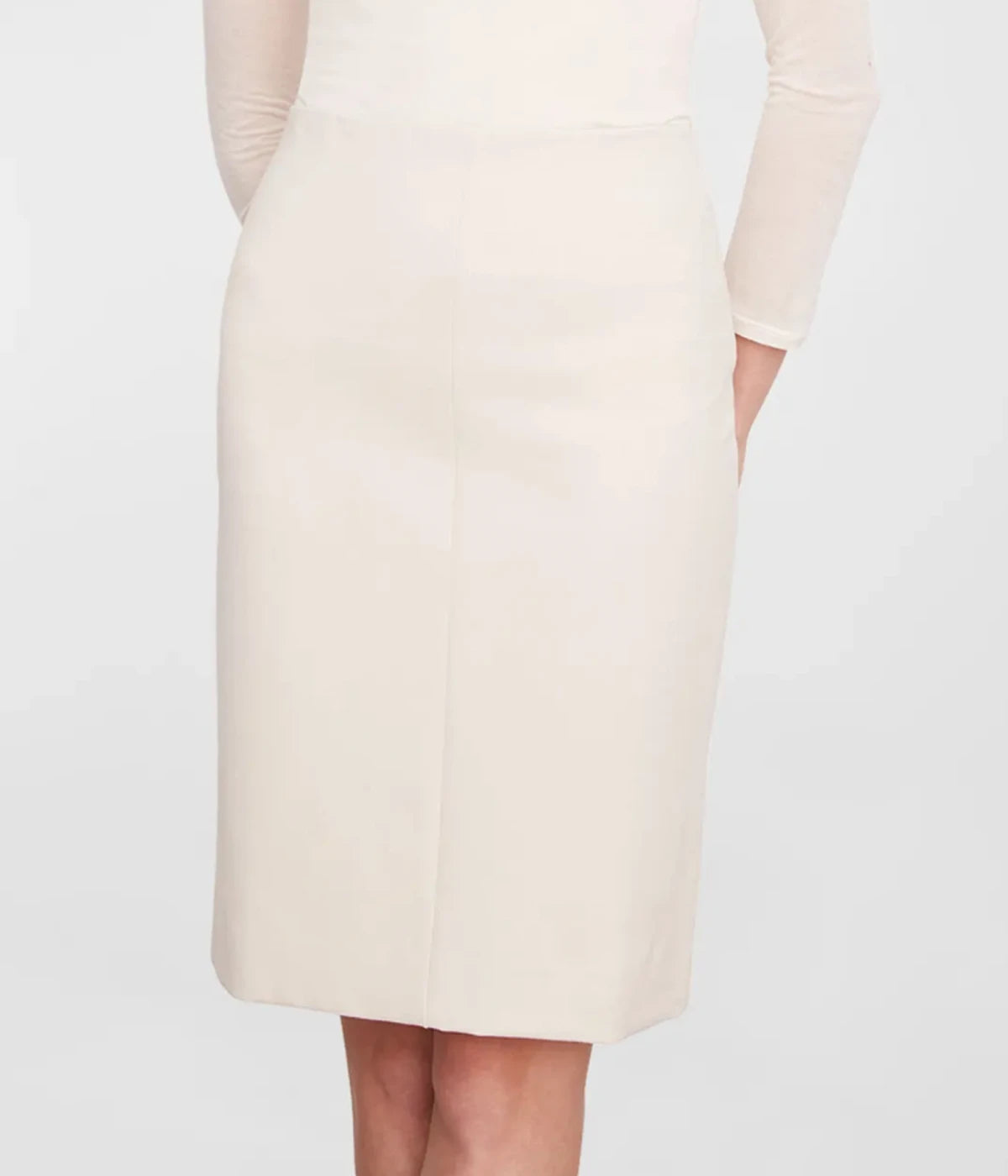 Seamed Front Pencil Skirt in Pale
