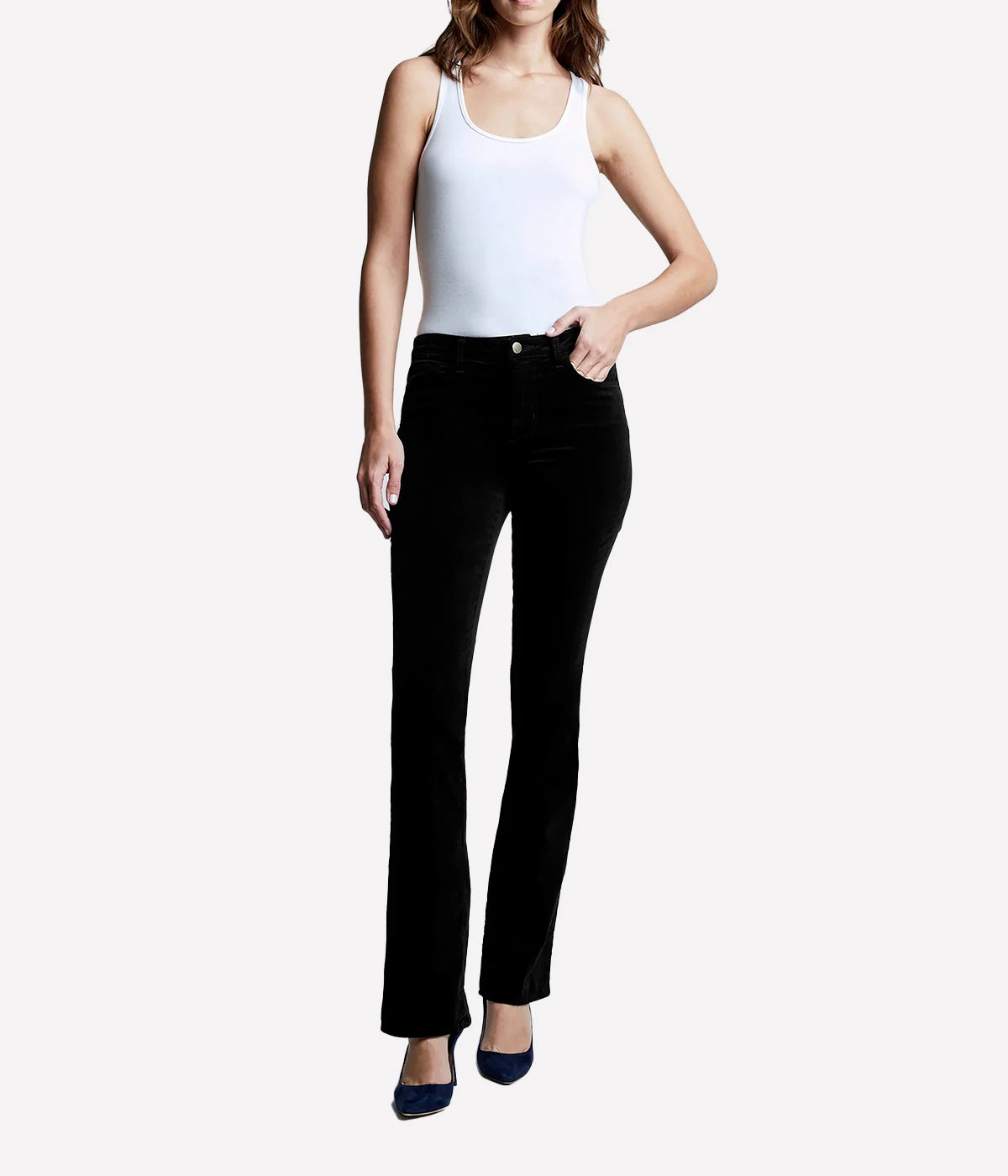 With a high-rise fit, these straight-leg trousers offer a flattering silhouette that works perfectly for both professional and casual looks. 