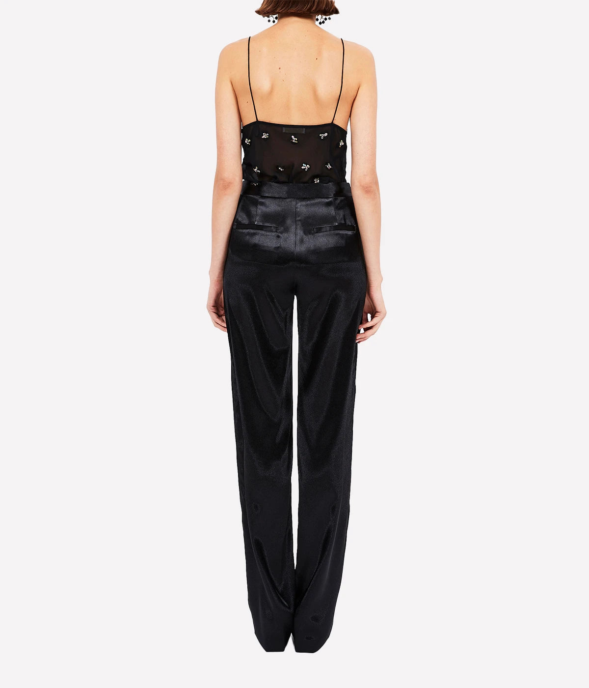 Ollie Pant in Noir