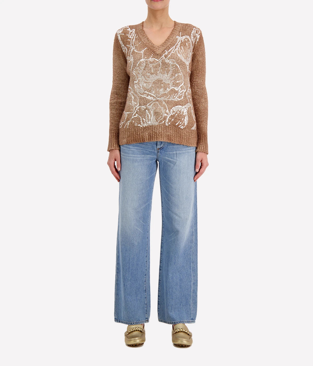 V Neck Brushed Sequin Pullover in Sughero