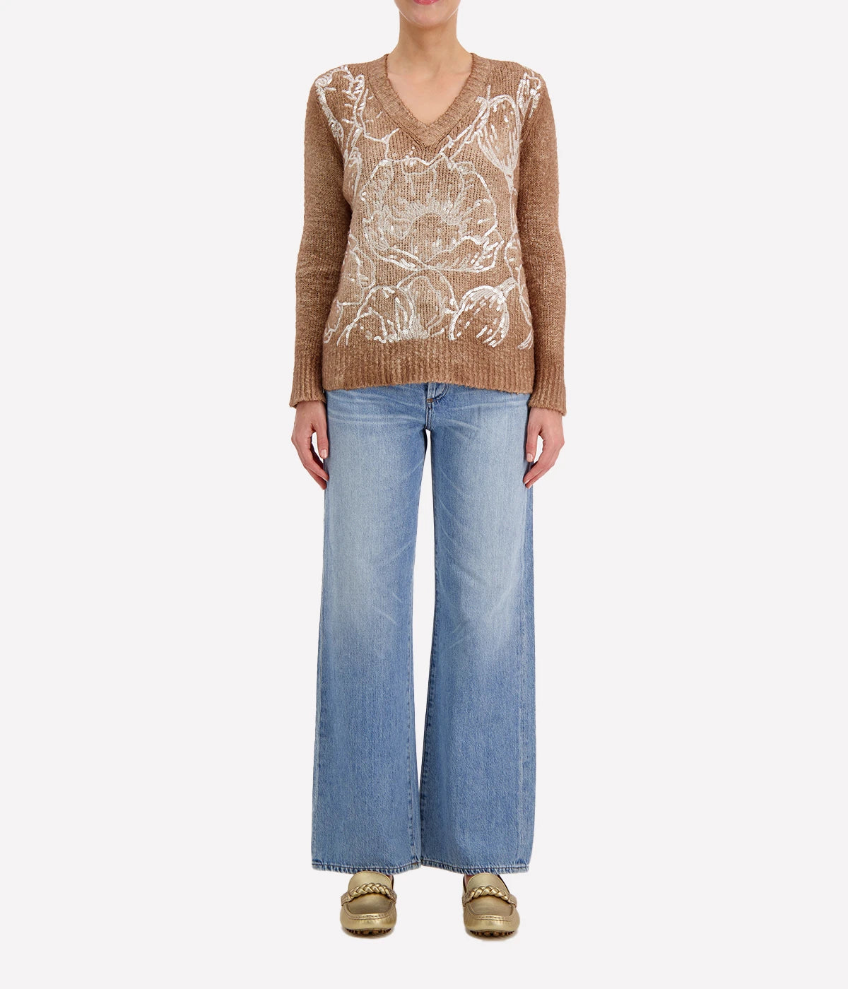 V Neck Brushed Sequin Pullover in Sughero