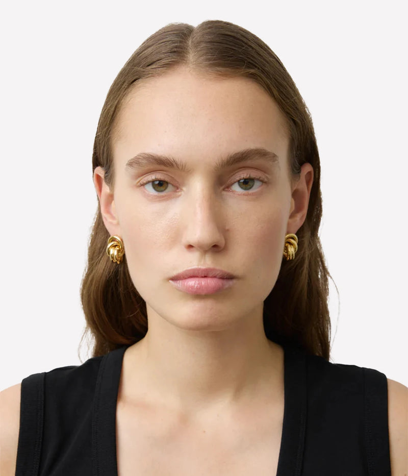 The Vera Earrings In Gold