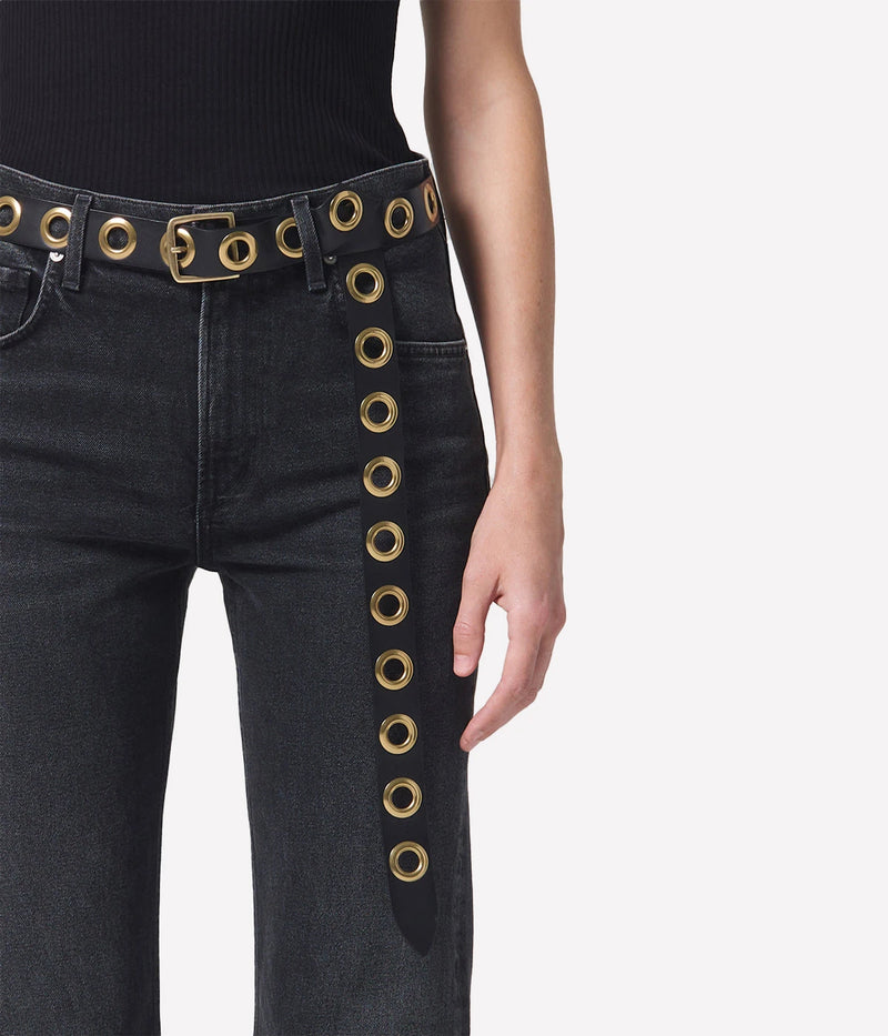 Vidia Jean in Stormy