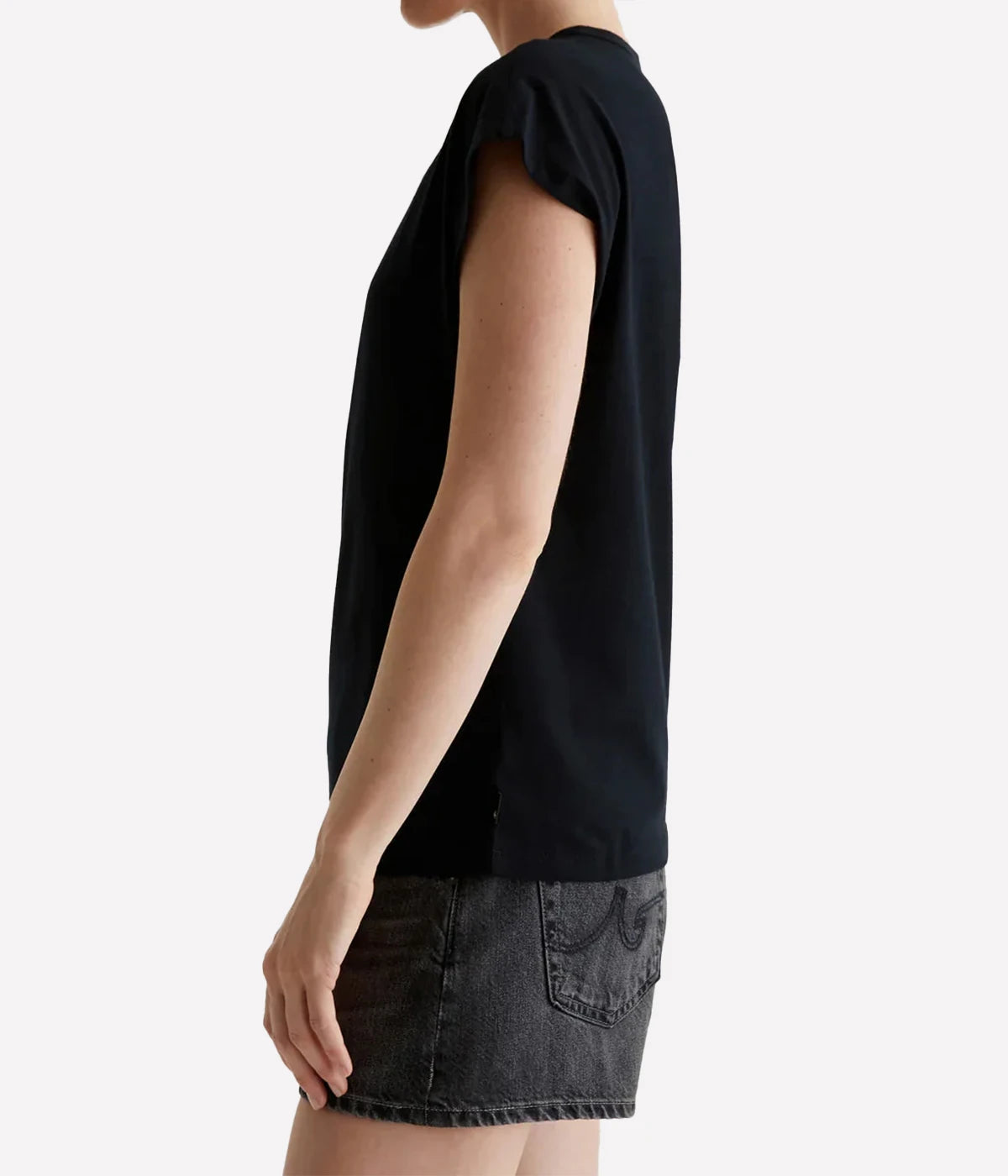 Vintage Willa Scoop Tee in True Black