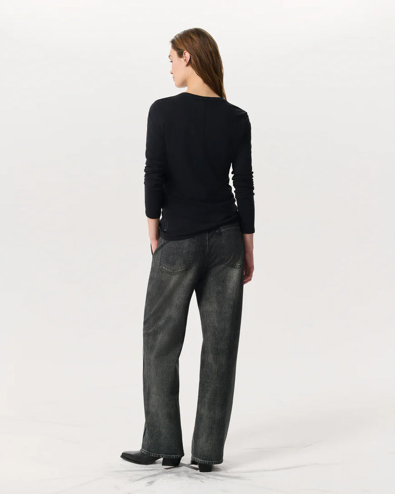 The Slub Longsleeve Tee in Black